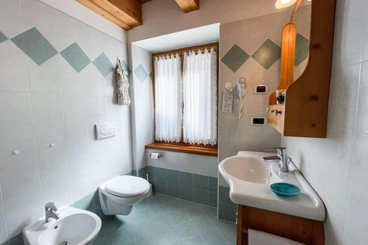 Room & Breakfast Ca Mea Dina Bezzecca Buitenkant foto