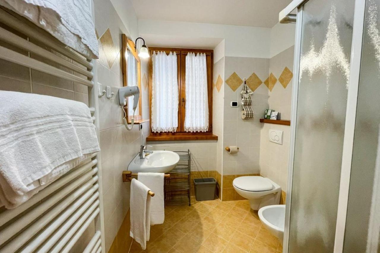 Room & Breakfast Ca Mea Dina Bezzecca Buitenkant foto