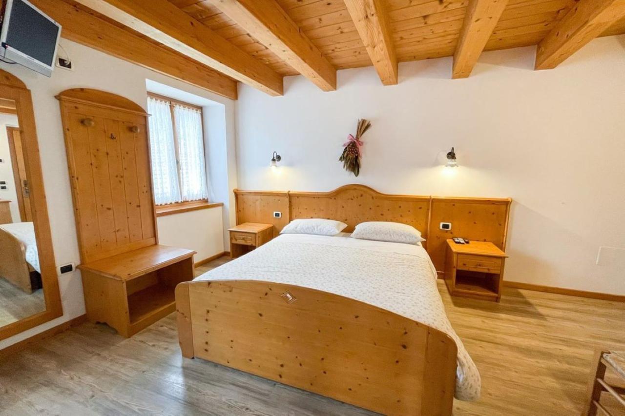 Room & Breakfast Ca Mea Dina Bezzecca Buitenkant foto